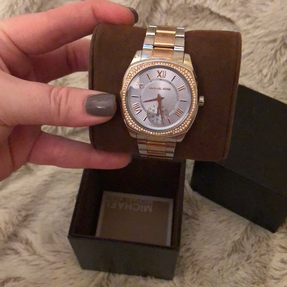 Michael Kors women’s watch main image 4